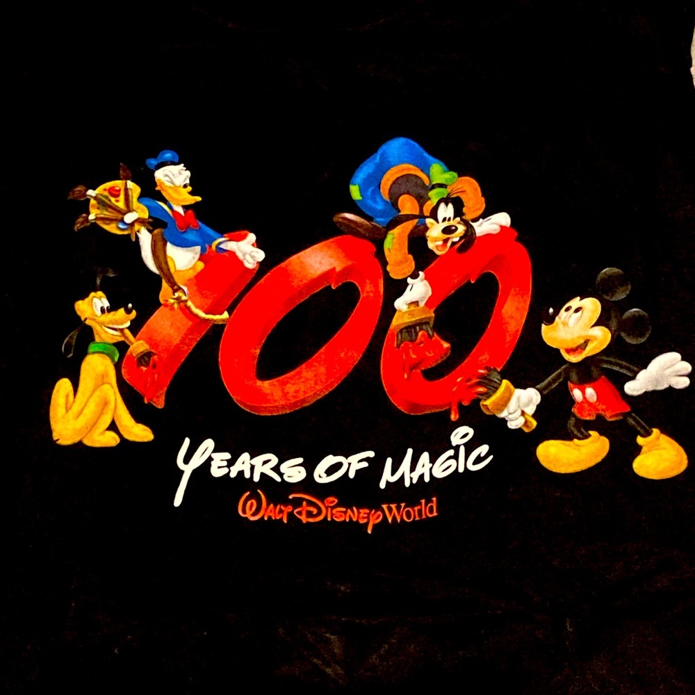 XXXL women’s Walt Disney World vintage never worn 100 year black T-shirt